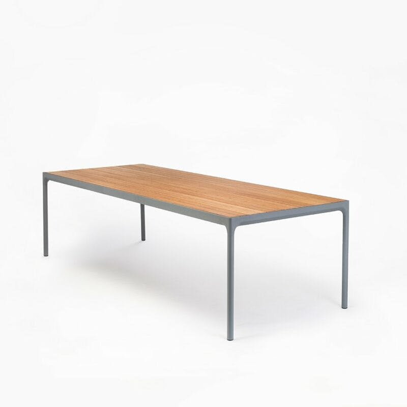 Gartentisch "Four" von Houe, Gestell Aluminium grau, Tischplatte Bambus, 270x90 cm